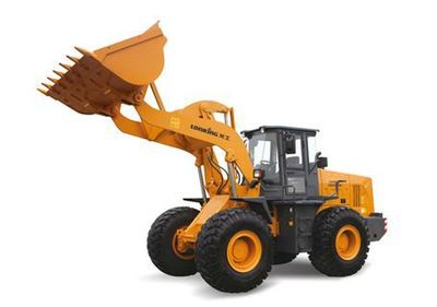 國三發(fā)動機(jī)配備4立方米鏟斗,這款國產(chǎn)標(biāo)準(zhǔn)50的裝載機(jī)有點(diǎn)東西