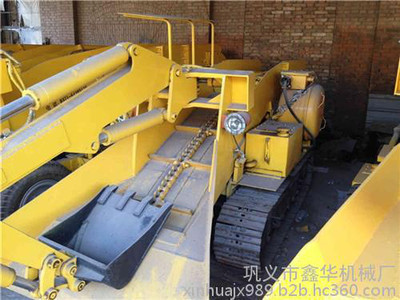 景德鎮履帶扒渣機、鑫華機械、履帶扒渣機生產廠家